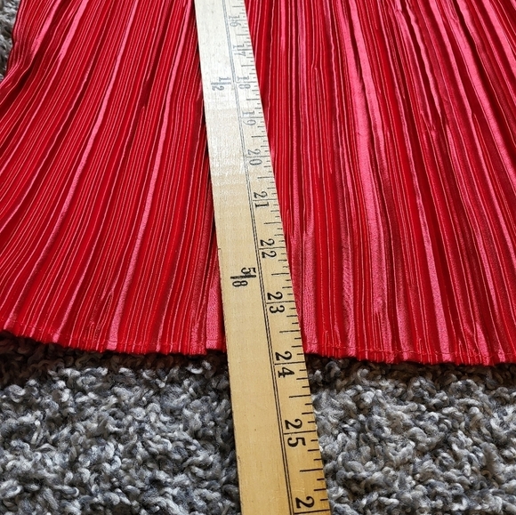 Women's Esprit vintage cap sleeves red blouse, size small to medium - Picture 9 of 10